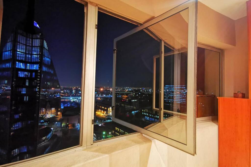 1507-Amazing Views & Unique Joburg Cbd Luxury Apartment Johannesburg Exterior foto