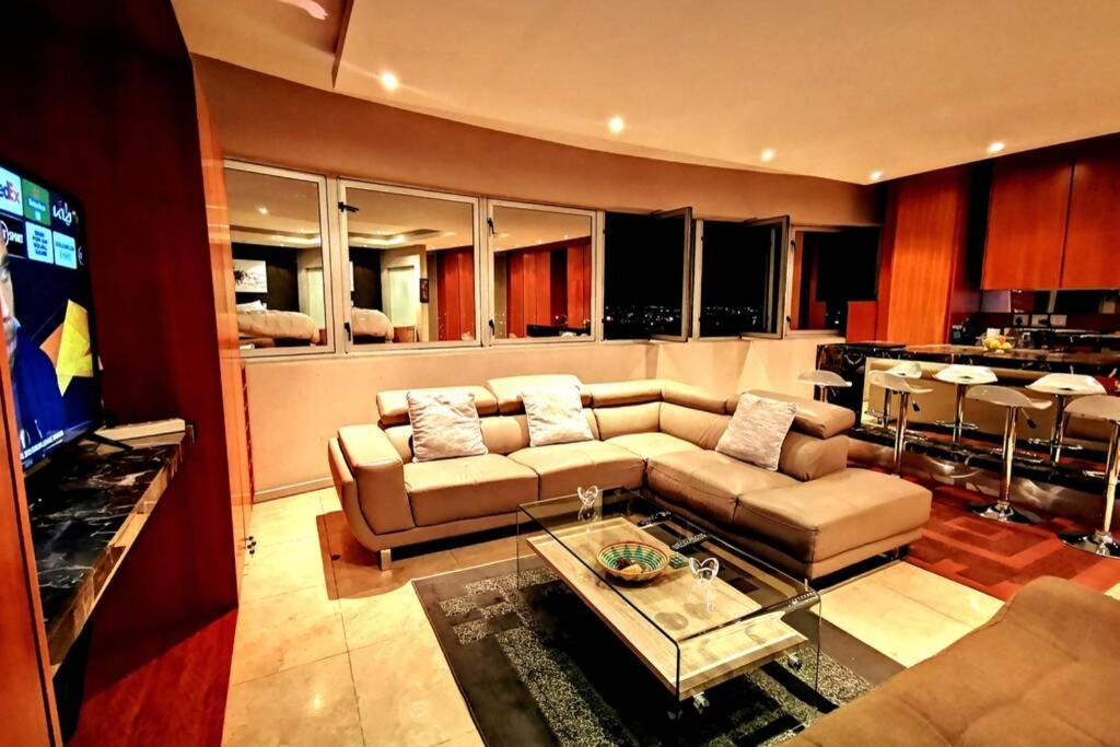1507-Amazing Views & Unique Joburg Cbd Luxury Apartment Johannesburg Exterior foto
